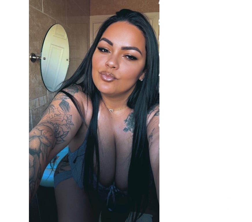 Escorts South East London Croydon - Photos for New Brunette BIG ASS 🔥🫦 PARTY