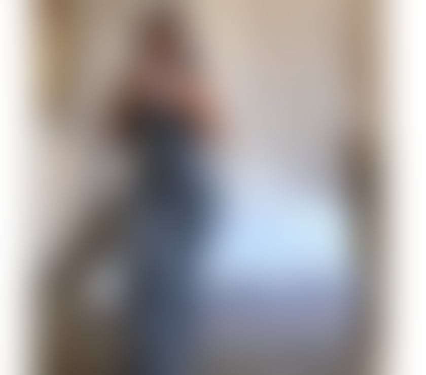 🍒NAUGHTY CHRIS 🪩 🔝HOTTEST BRUNETTE