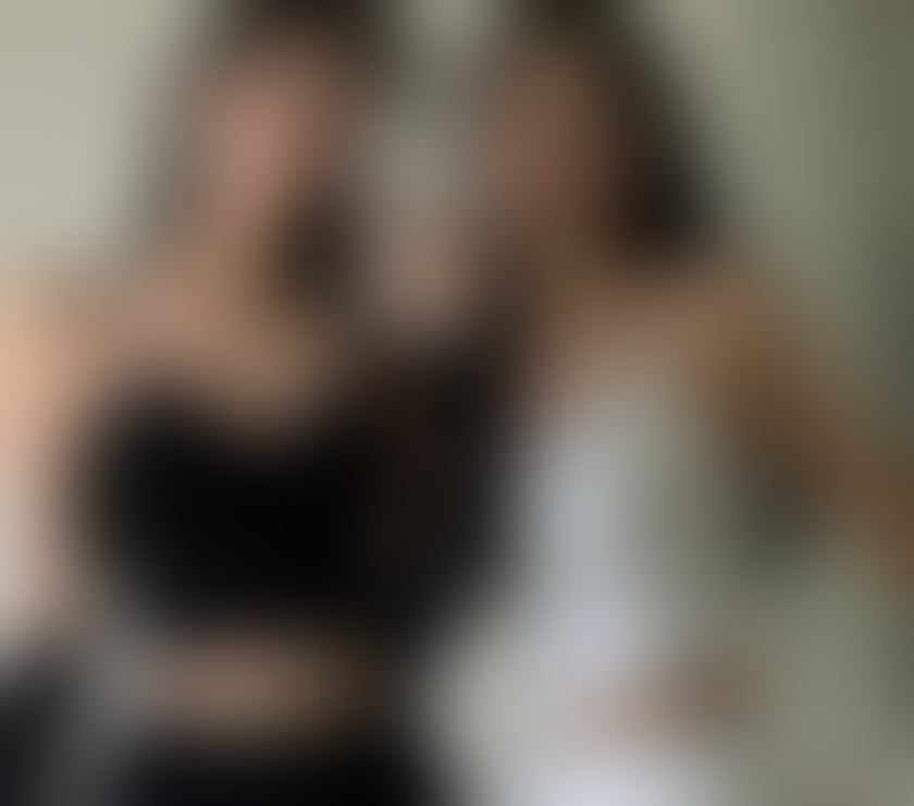 Escorts East London Mile End Station - East London - Photos for Perfect, sexy and charming sister group🌹🌹🌹