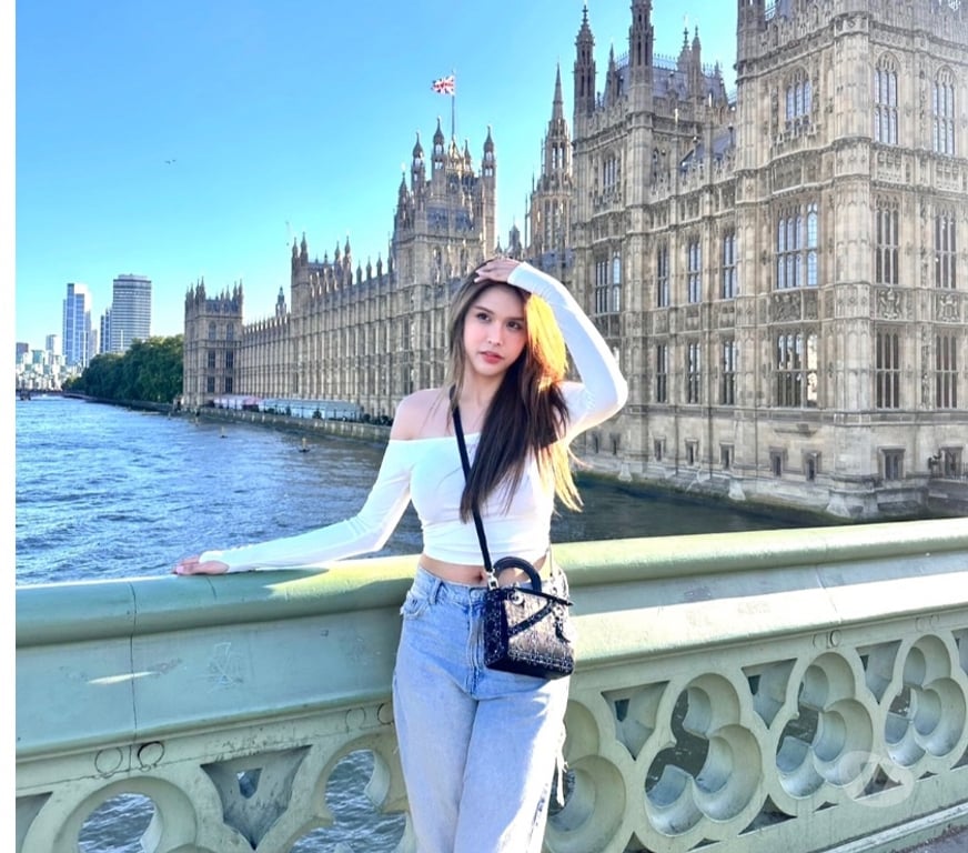 Escorts West Midlands Walsall - Photos for Dana👧🏻Thai girl so pretty ( real photo 100%)