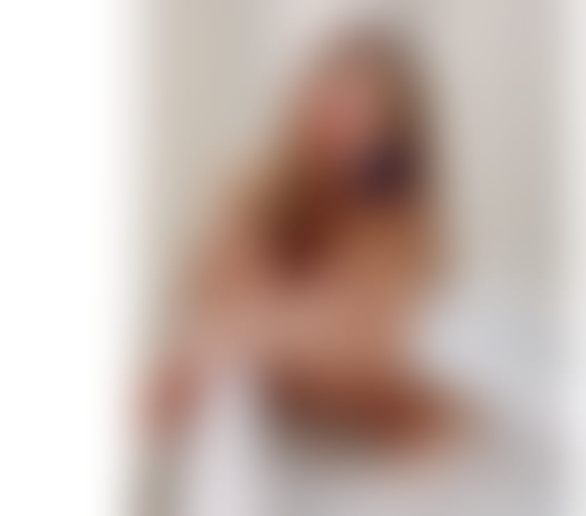 Escorts West Midlands Dudley - Photos for Thai Ladyboy in Dudley only 5 days Here.