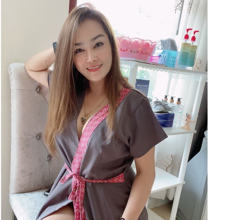 Escorts Worcestershire Wyre Forest - Photos for Emmie Thai professional Massage And Body To Body😘