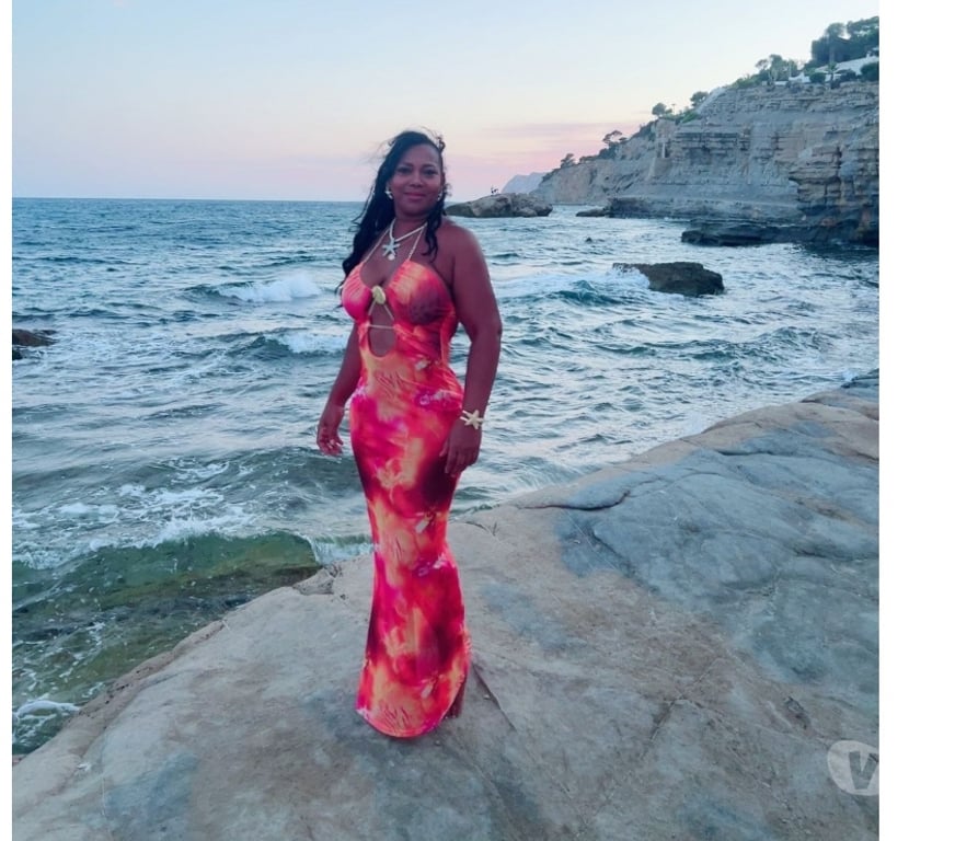 Escorts East London Royal Albert - DLR Station - East London - Photos for Hot and sexy girl