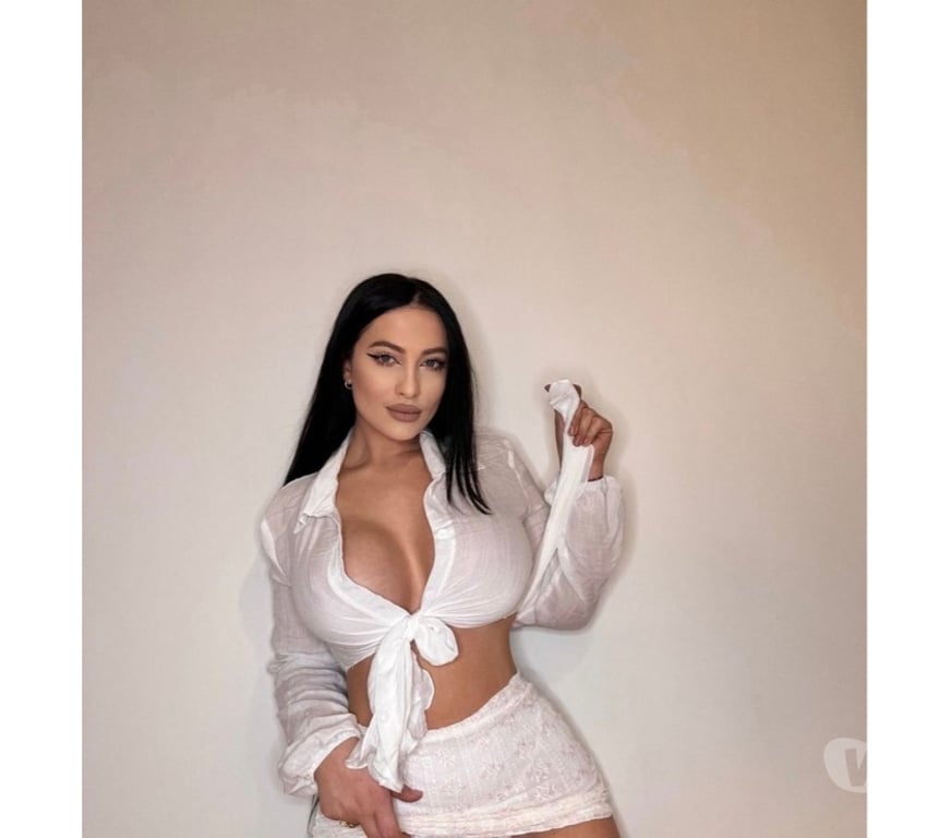 Escorts South East London Woolwich - South East London - Photos for 🔥Sara latina Sexy hot girl 🔥