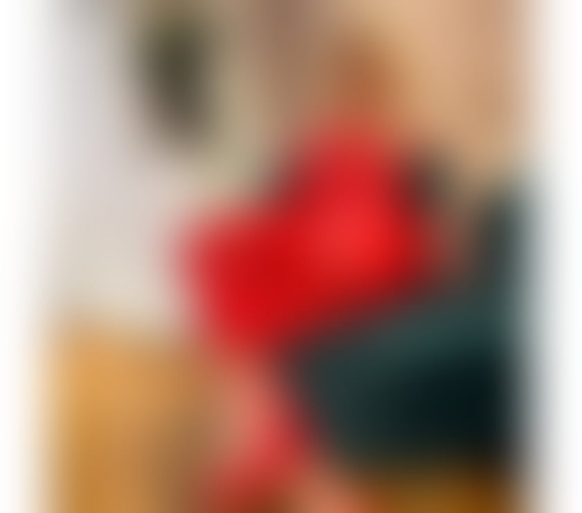 Escorts Newcastle City Centre Newcastle upon Tyne - Photos for Luxury The Perfect Package Krysstal Trans And Travel