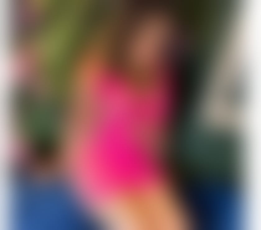 Escorts Warwickshire Stratford-on-Avon - Photos for BEAUTY JULIE✨ A PEPPER🌶️PARTY GIRL🥳