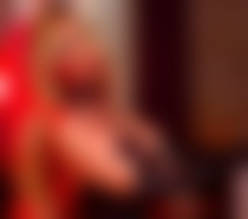 Trans Escorts Slough Slough Town Centre - Slough - Photos for For me, the night is a source of confusion!