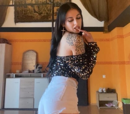 Escorts and Massages Barking Barking and Dagenham - Photos for 🔥Mimi 🔥Party girl ready for you🔥🍾