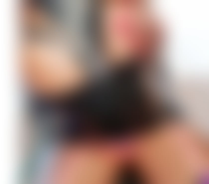 Escorts Tyne and Wear Sunderland - Photos for Allure K Busty Elegant Mature Sexy Lady