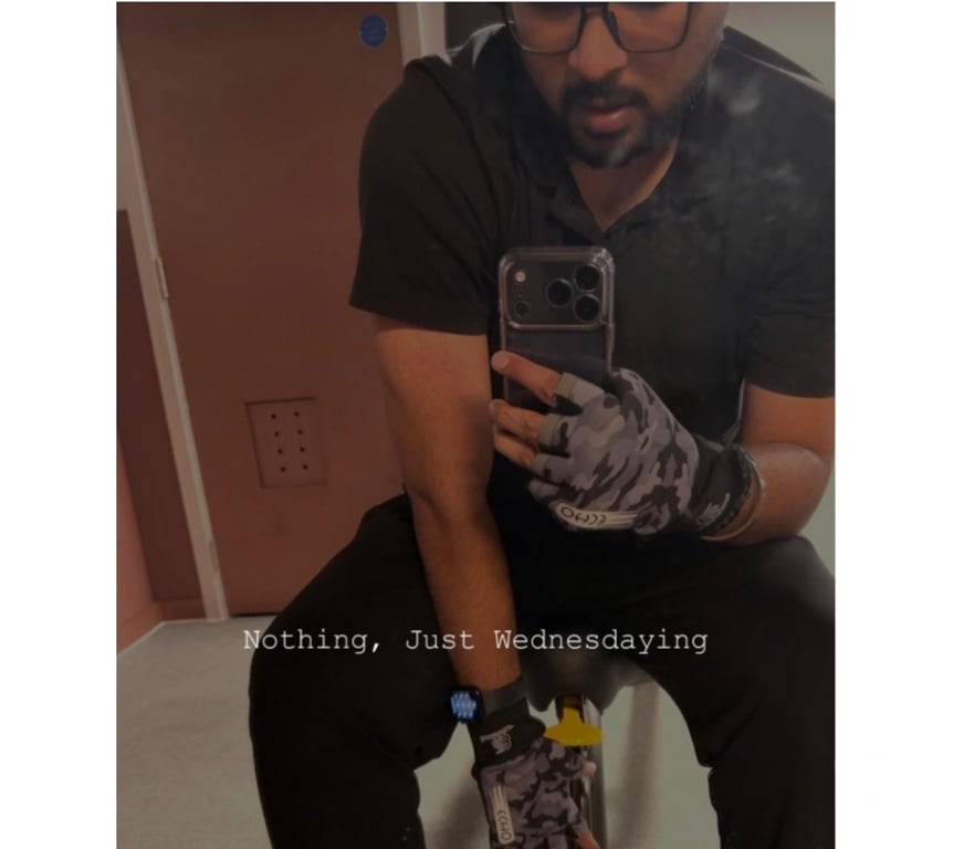 adult personals Central London Barbican Station - Central London - Photos for Man Seeking Women – Genuine, Discreet Connection