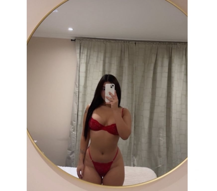 Escorts Reading Reading Town Centre - Reading - Photos for MELL PARTY GIRL BIG ASS 😋🍑🫦