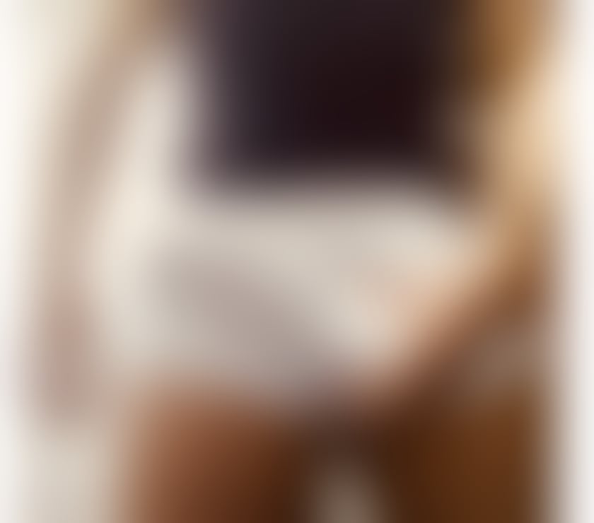  Gay massage West London Shepherd`s Bush Station - West London - Photos for Big boy, dominant massager for couples, , available.