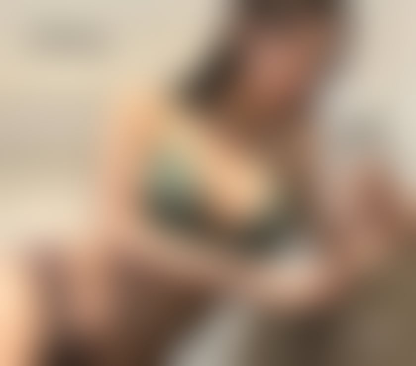 Escorts West London Hounslow - Photos for 🌸 Charming, Playful & Hard to Forget🥰