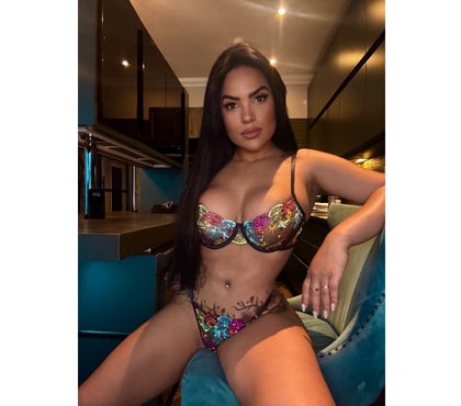 Escorts Kew Gardens Station South West London - Photos for 💥 RAYKA PARTY 💥🍾