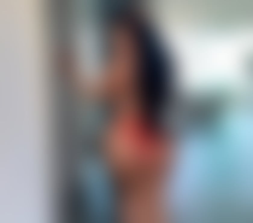 Escorts South West London Kingston upon Thames - Photos for Ariana🍑Party girl 🥂Wet and horny 💦