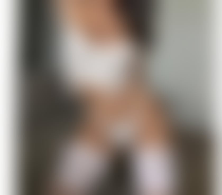 Escorts Lancashire Preston - Photos for Larissa Latina 100% 💯 discreet and slim