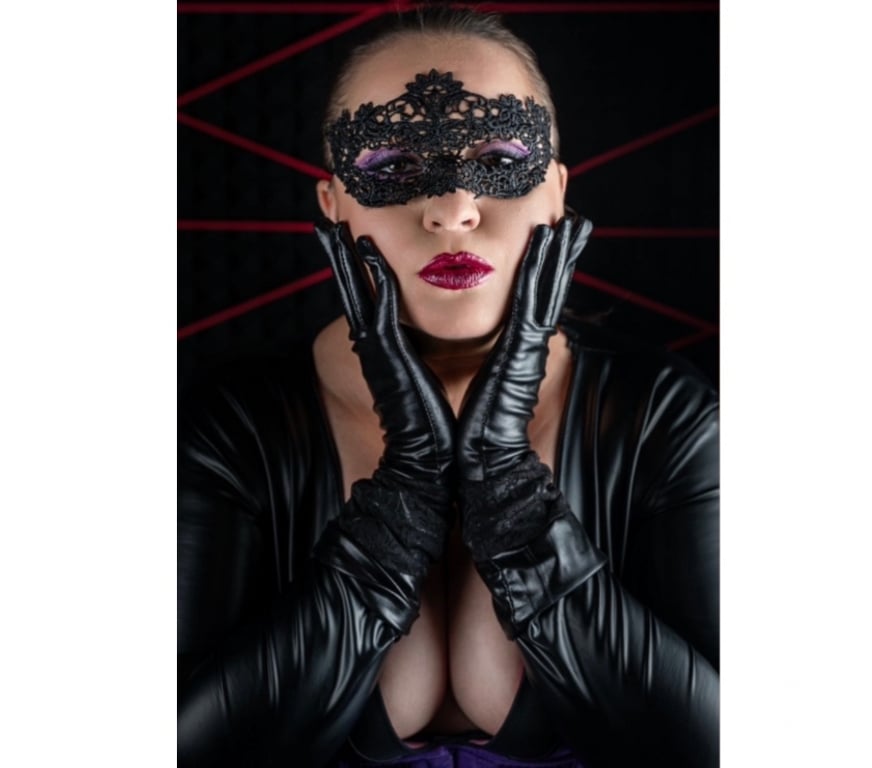 Escorts Buckinghamshire Milton Keynes - Photos for Lady Command in Milton Keynes