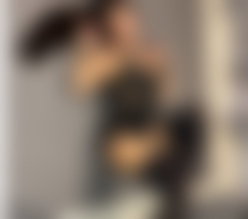 Escorts West Yorkshire Leeds - Photos for Julia Brazilian 🇧🇷 bestservice ✨ party girl 🥂