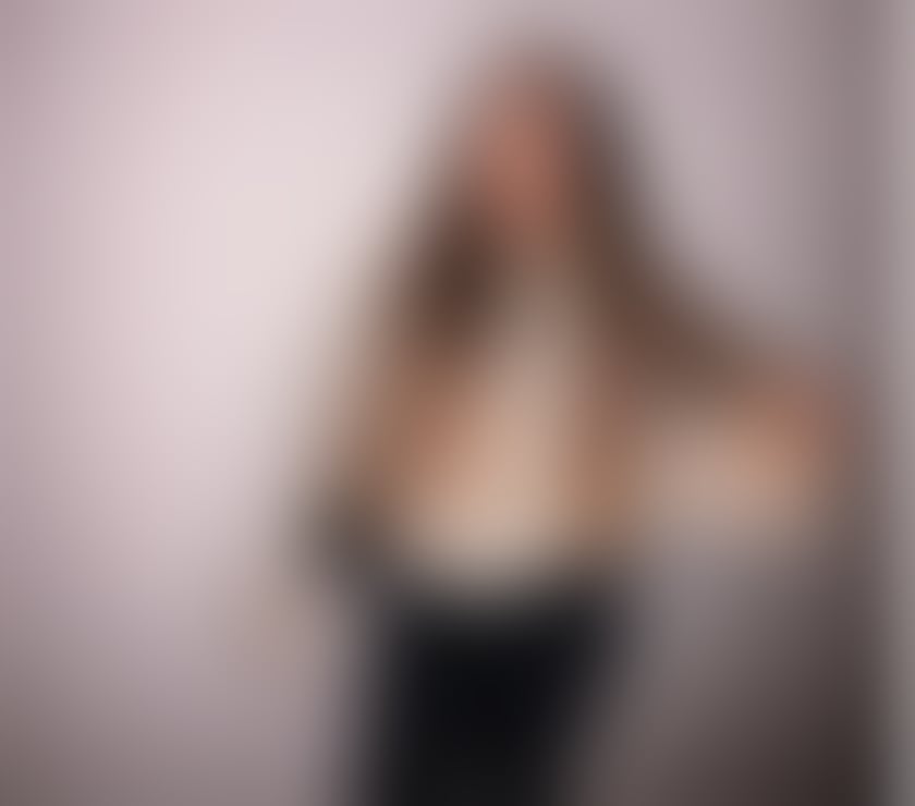 Escorts East London Canary Wharf - East London - Photos for Scarlet ❤️‍🔥 Incall £40