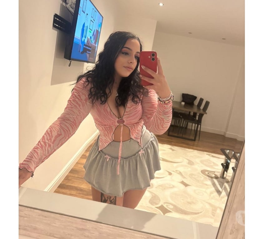 Escorts South East London Bromley - Photos for VICKY🇧🇷GFE🫦PARTY GIRL💃NO RUSH 🧭