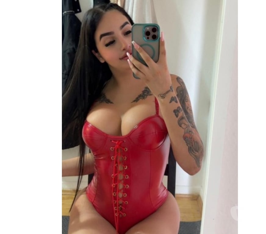 Escorts Kent Ashford - Photos for HELLO New Girl En Town ! Outcall Party ! Emma ! ❤️