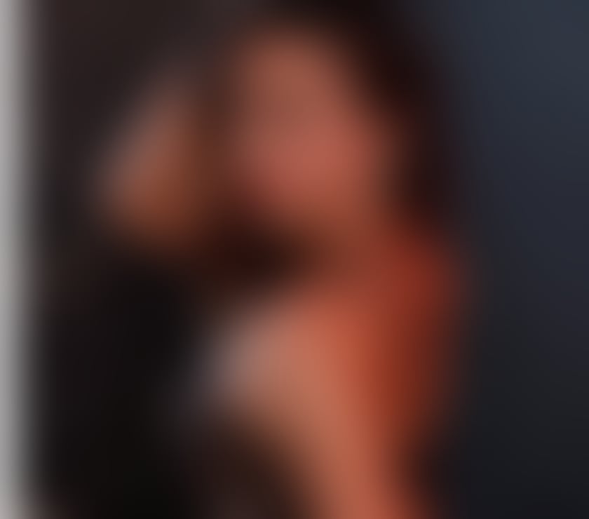 Escorts Gloucestershire Cheltenham - Photos for Sophisticated Attractive Versatile Thai Massage