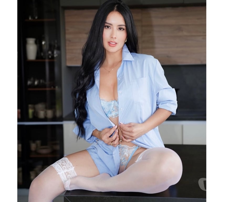 Escorts West Northamptonshire Northampton - West Northamptonshire - Photos for Mia 🔥 Confident, Fun & Totally Captivating