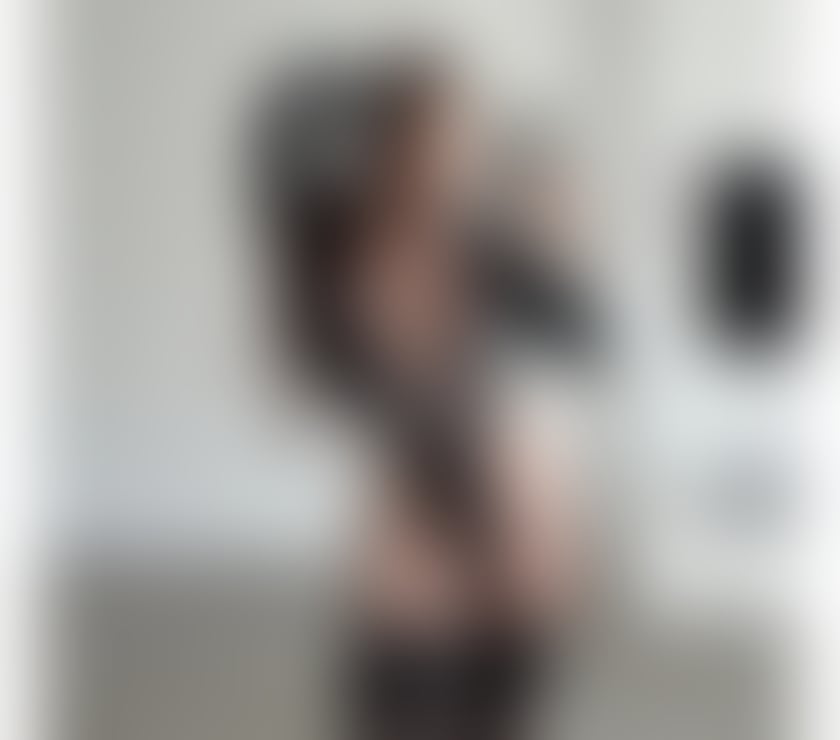 Photos for Sarah 🌸 Charming, Playful & Hard to Forget