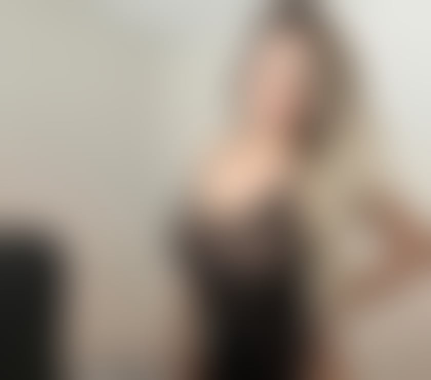 Escorts Tyne and Wear Sunderland - Photos for Only 5 days here . Beautiful blonde