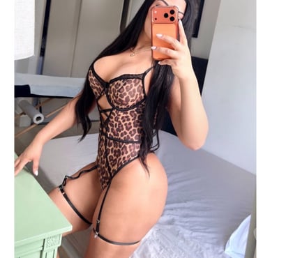 Escorts and Massages Victoria Central London - Photos for Nina - TANTRIC massage - mutual touch