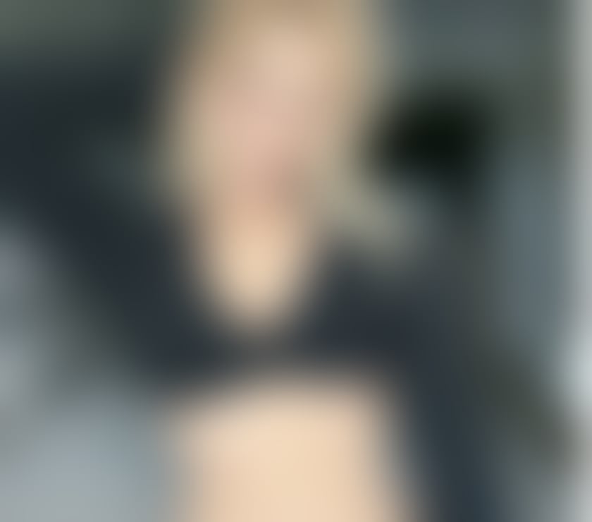 Escorts Cardiff Cardiff City Centre - Cardiff - Photos for SWEET MARI 💜🌸 ALL NATURAL.