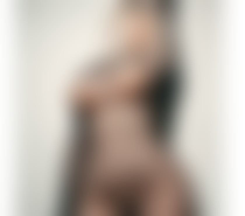 Escorts Edinburgh Edinburgh - Edinburgh - Photos for Isabella new in town incall out call party girl ☎️☎️