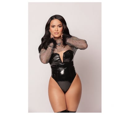  Escorts Cheshunt Broxbourne - Photos for MAYA BRAZILIAN PARTY GIRL