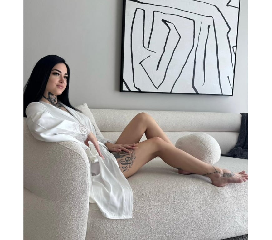 Escorts West Northamptonshire Northampton - West Northamptonshire - Photos for Queen🤍party🍾🥂