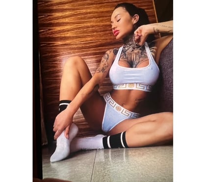 Escorts and Massages Northampton West Northamptonshire - Photos for Queen🤍party🍾🥂