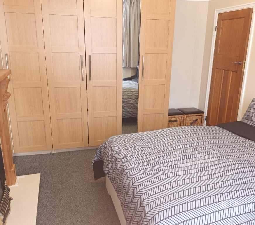 room to let Bedfordshire Luton - Photos for Large double room available