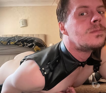 Gay Escorts Manchester City Centre Manchester - Photos for Slim escort for all occasions