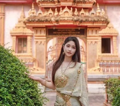  Escorts Edinburgh Edinburgh - Photos for Dancers From Thailand 🇹🇭👠👠