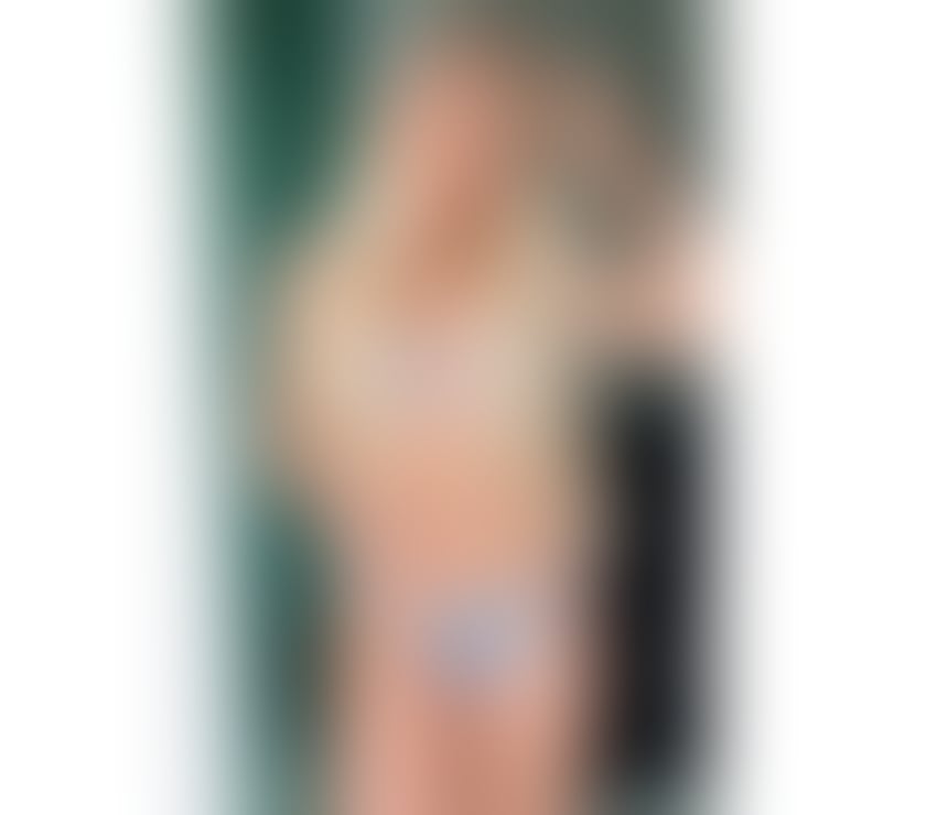 Scarlett Hot 💋 Party Girl 🍑🥂🍸🍾