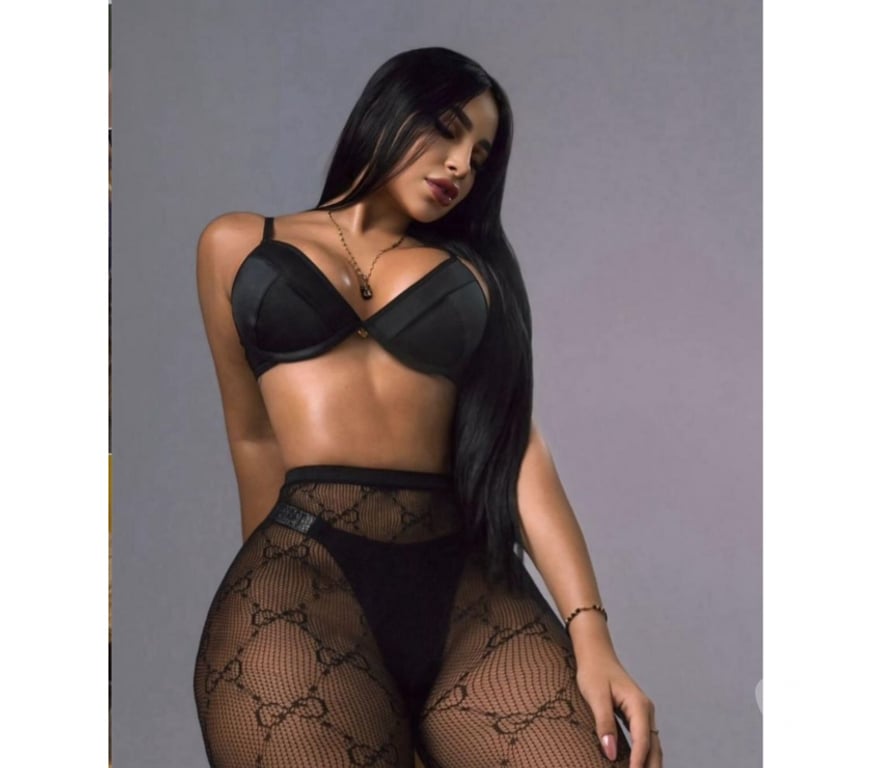 Escorts South East London Camberwell - South East London - Photos for NEW BRUNETTE IN TOWN🔥PARTY READY💋