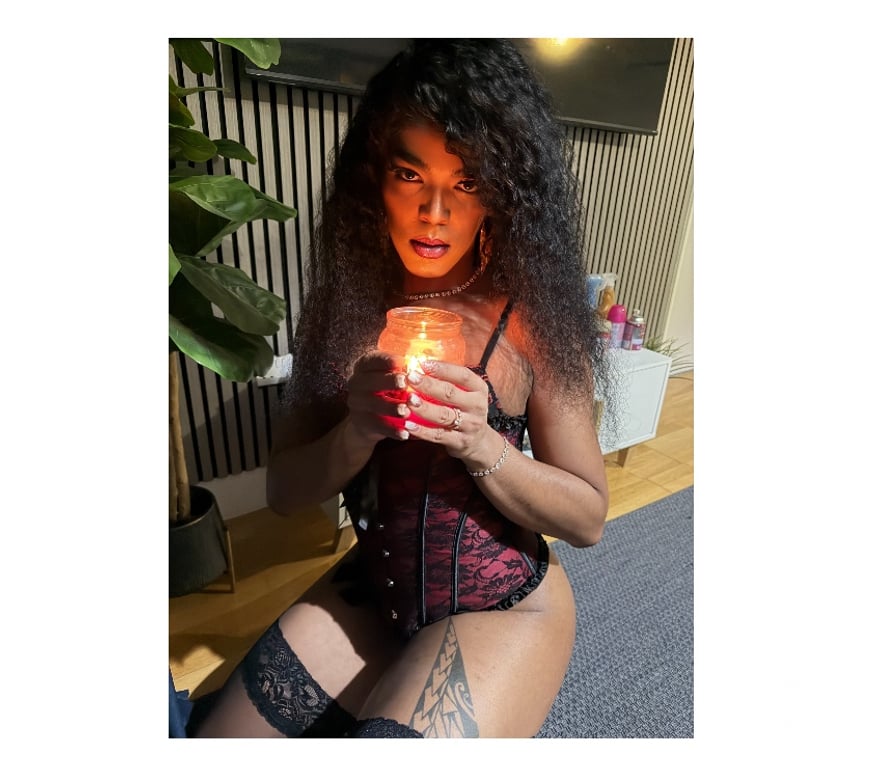 Trans Escorts Merseyside Liverpool - Photos for Lartina hot top