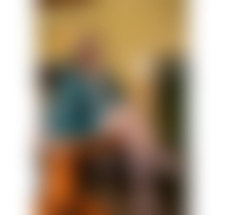 Elena, New in town, Party Girl 🥂