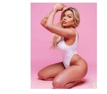 BLONDE BLONDE HOT PARTY GIRL 🎉🎊🍾🥂