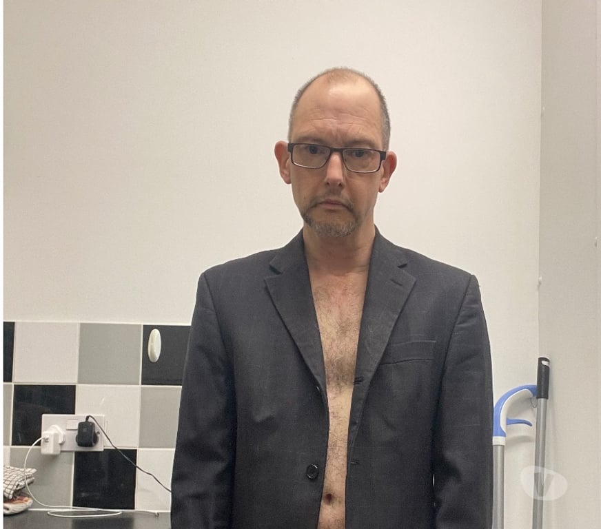 Local Swingers Surrey Waverley - Photos for A bi curious guy needs training and bi fun