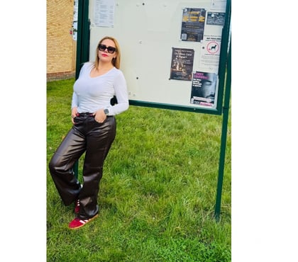 Escorts and Massages Kempston Bedford - Photos for Hi I’m yajahira party girl and very hot