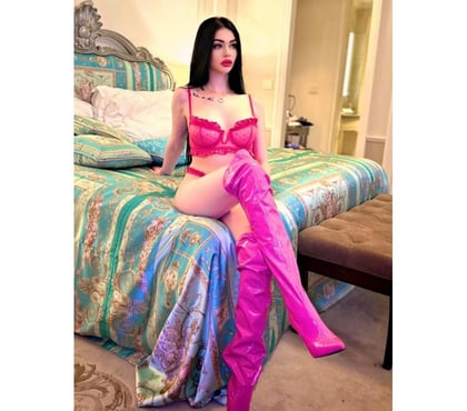  Escorts Leatherhead Mole Valley - Photos for New escort in town x available only for outcall x