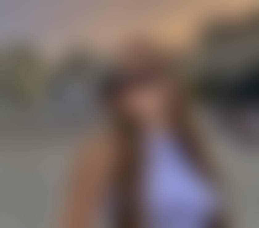 CLASSY, SWEET AND PETITE ❤️‍🔥