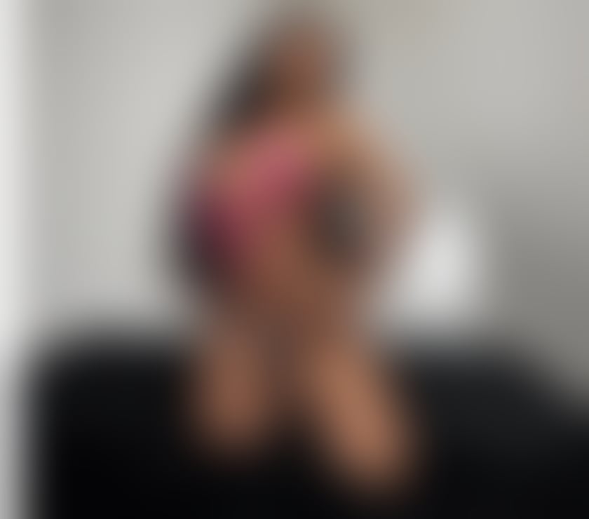 Beautiful and sensual cinnamon skin