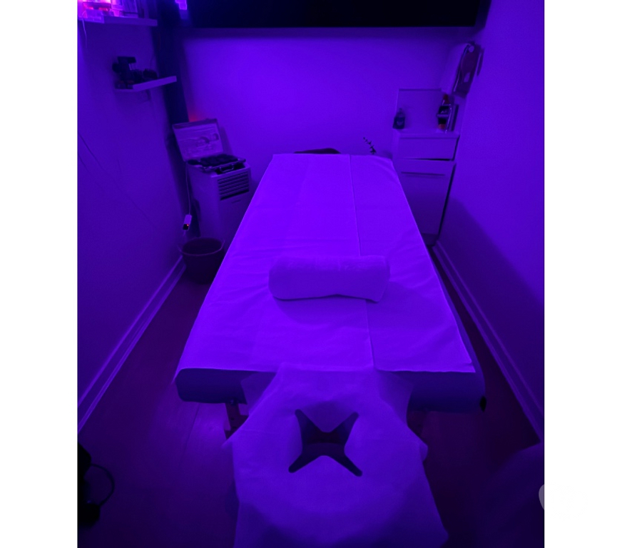 Escorts South West London Fulham Broadway Station - South West London - Photos for Brazilian Massage