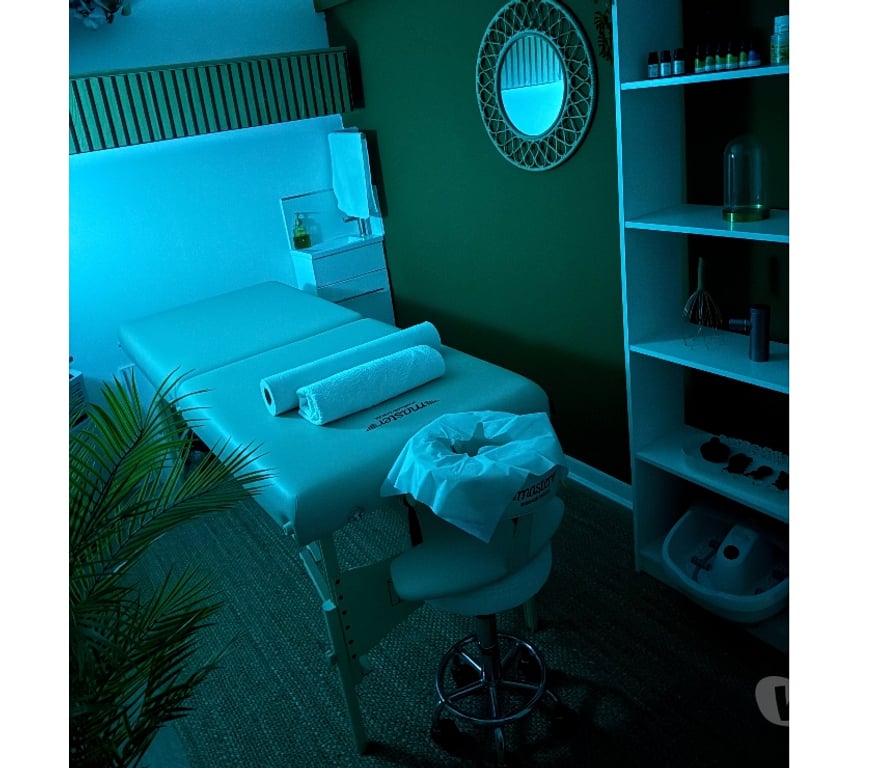 Escorts South West London Fulham Broadway Station - South West London - Photos for Brazilian Massage